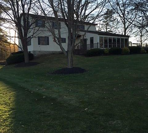 3rd image of 41 Fairview Ln