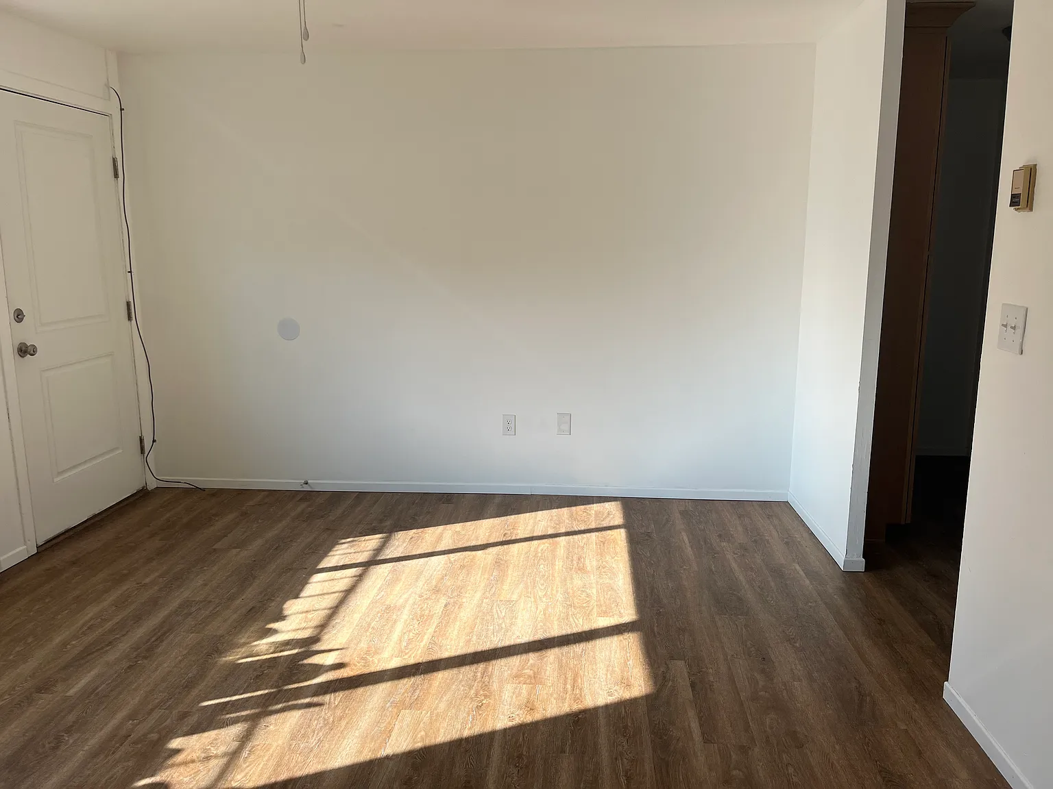 2 bed, $1,270 — Photo 2
