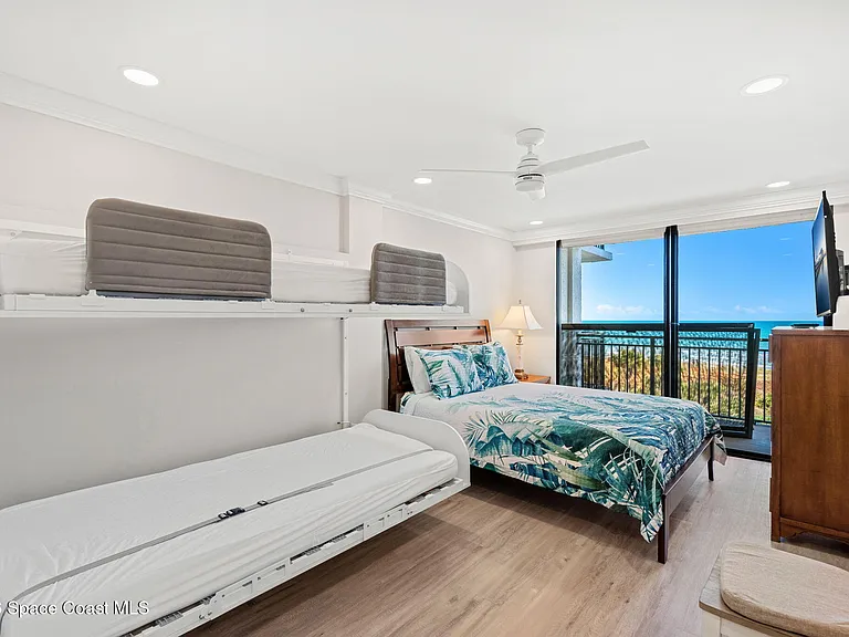 2100 N Atlantic Ave #502 — Photo 32