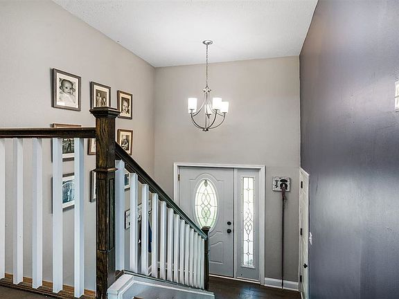 3rd image of 200 Brandywine Dr SE