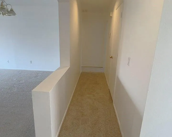 8501 W Hazelwood St — Photo 20