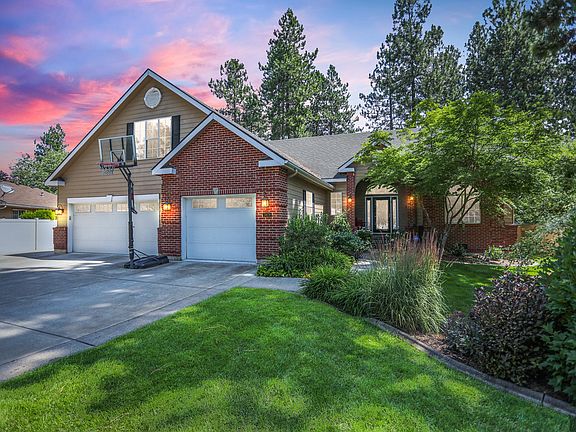 3rd image of 5879 E Shoreline Dr