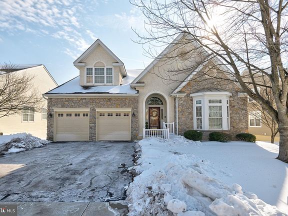 5th image of 322 McNeil Ln