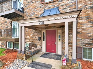 231 Coxcomb Hill Rd APT 4, New Kensington, PA 15068