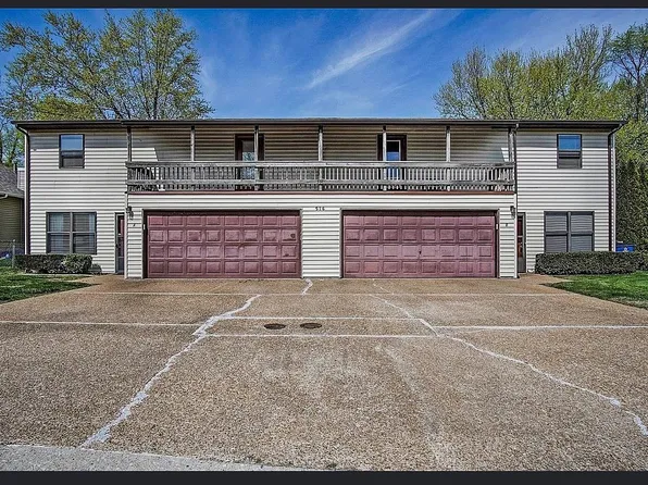 516 Bargraves Blvd, Troy, IL 62294