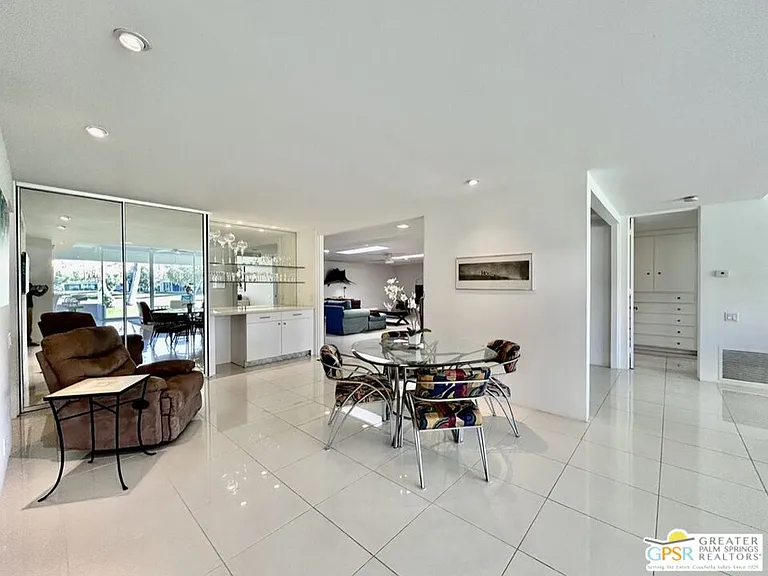 197 Desert Lakes Dr — Photo 15
