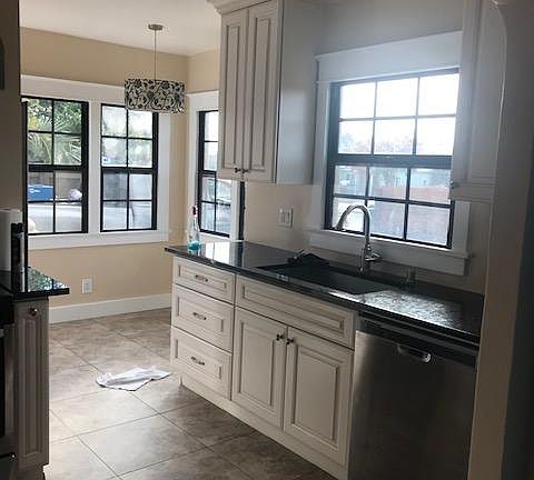3rd image of 604 E 4th St