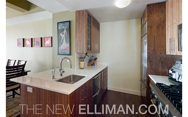 Rented by Douglas Elliman | media 21