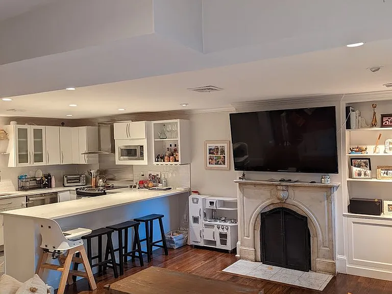 83 Dartmouth St #1 — Photo 1