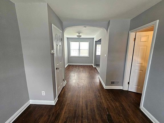 4th image of 337 Hornel St