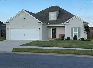 130 Grey Fox Dr, Conway, AR 72034