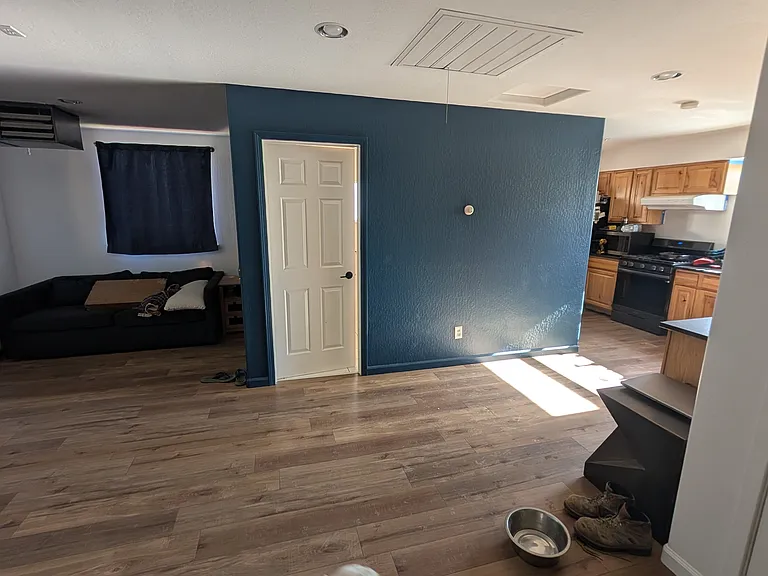 290 Magpie Way — Photo 9