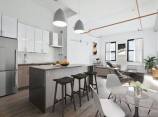 44 Berry St #2DD, Brooklyn, NY 11249