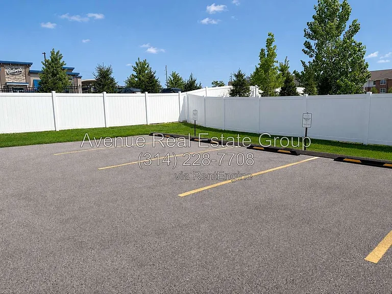 21 Pretoria Dr #D — Photo 10