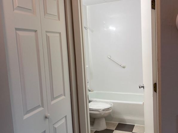 Rockledge | 11 Bartley St, Wakefield, MA