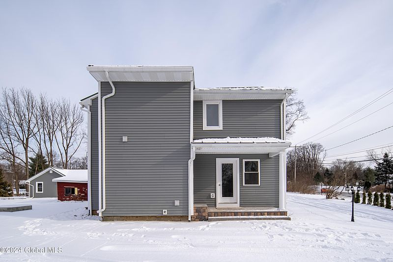 3rd image of 489 Grooms Road