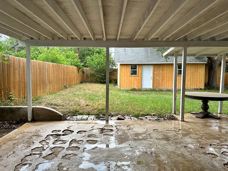 619 Marchmont Ln — Photo 12