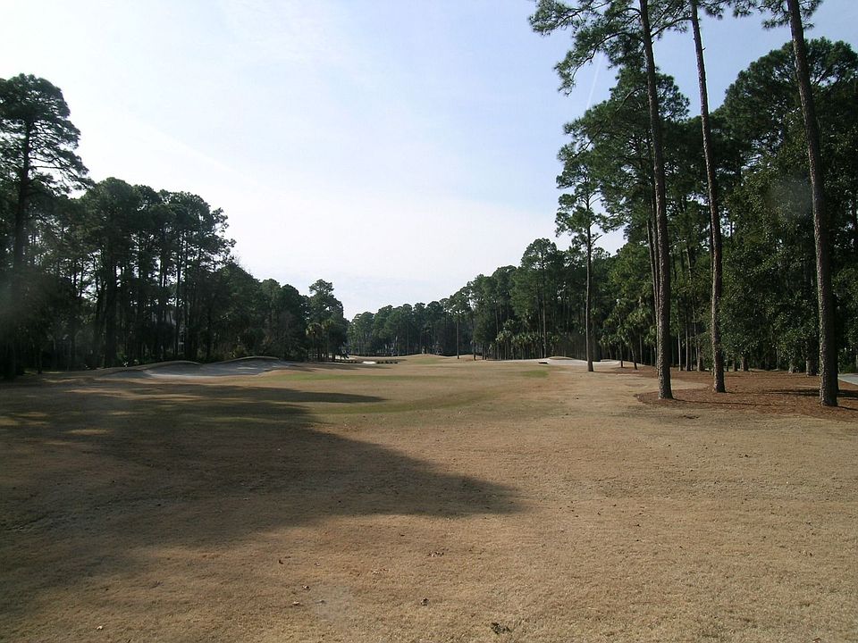 1st image of 35 Yorkshire Dr