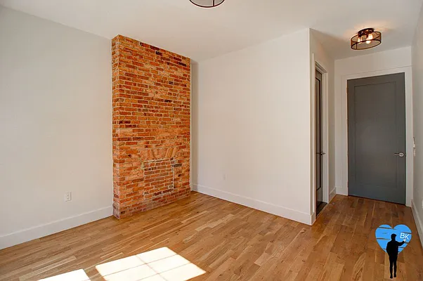 Rented by Next Door Realty NYC | media 10