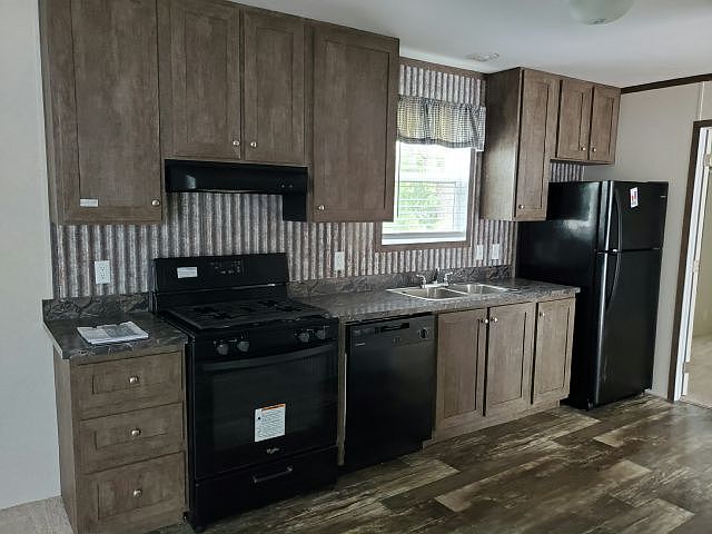 1st image of 11156 6th St NE #122