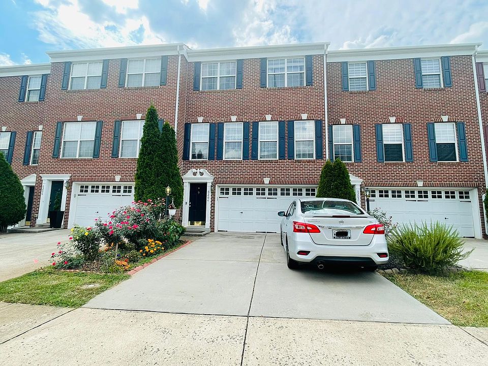 1st image of 6204 Lawson Dr