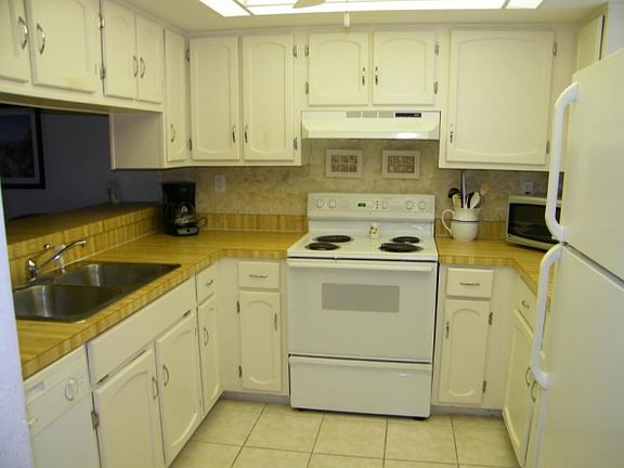 4th image of 4175 S Atlantic Ave #4090