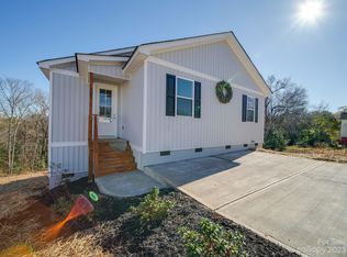 102 Snyder Ct NE, Concord, NC 28025