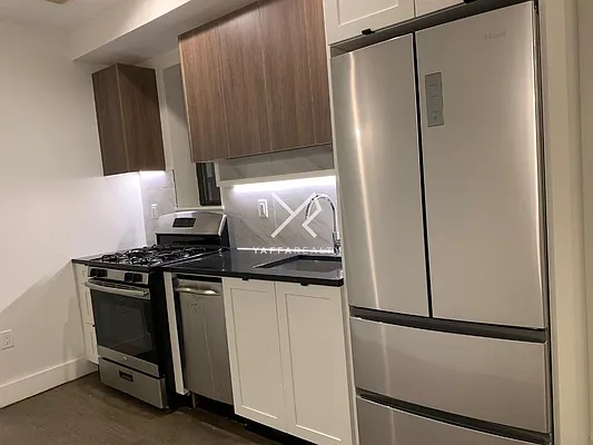 Rented by Yaffa Realty LLC | media 14