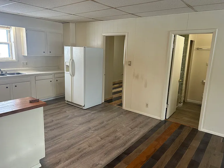6 Memorial Dr #2 — Photo 3