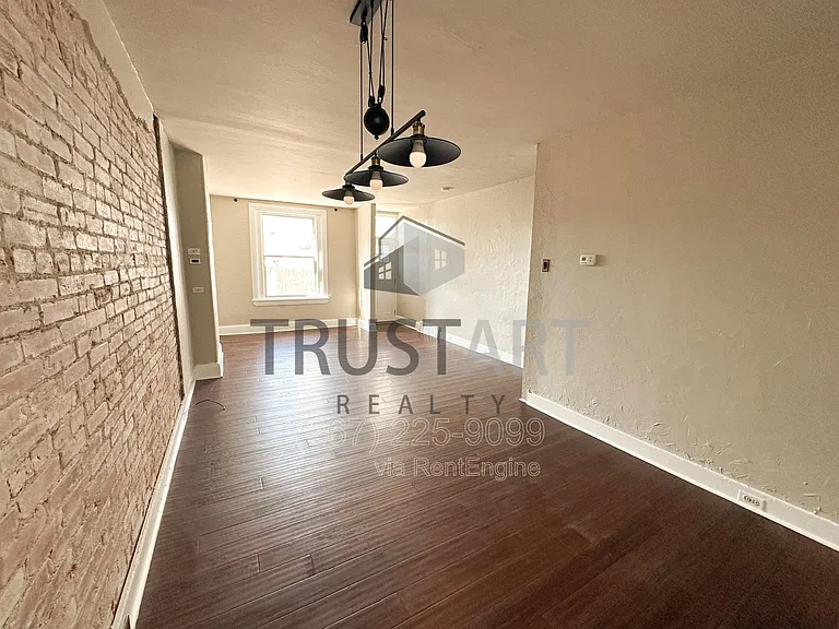 3885 Manor St #1 — Photo 4