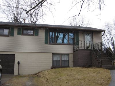 1017 E 3rd Ave, Monmouth, IL, 61462