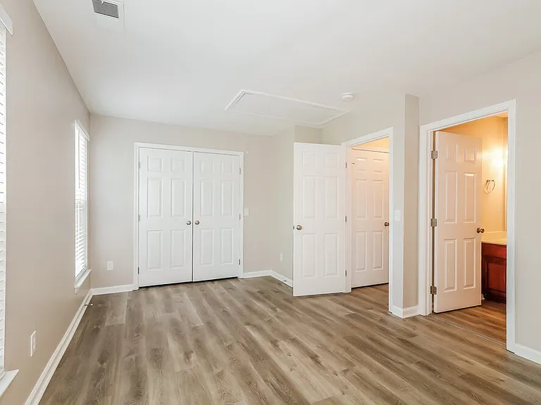 10480 Alexander Martin Ave — Photo 13