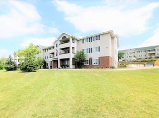 2021 Barton Ave #2011-302, West Bend, WI 53090