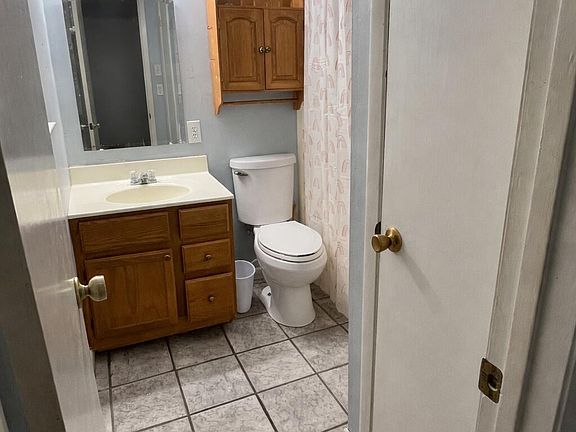 3rd image of 2713 Northridge Dr