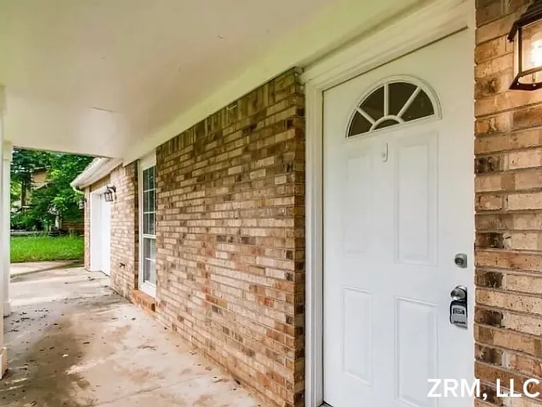 4403 Flakes Mill Rd — Photo 18
