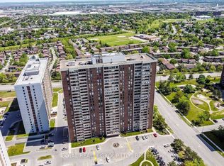 18 Knightsbridge Rd #303, Brampton, ON L6T 3X5