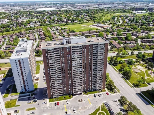18 Knightsbridge Rd, Brampton, ON