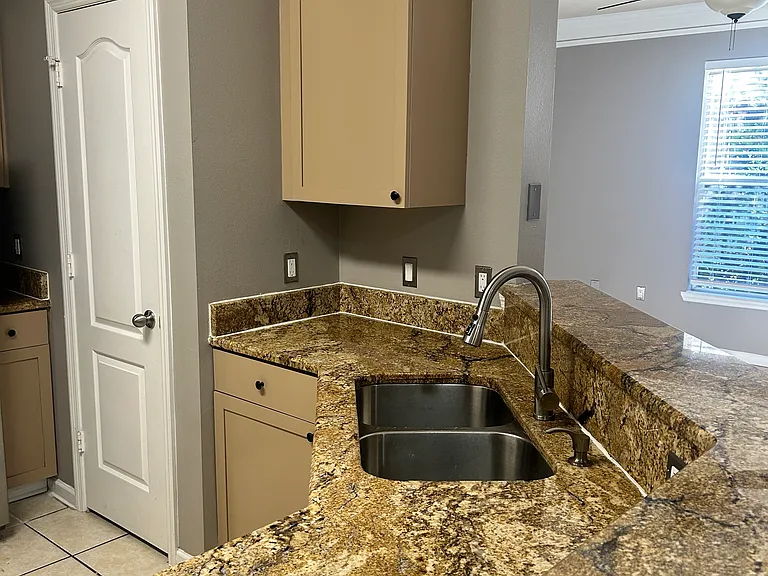 8848 Villa View Cir #308 — Photo 19