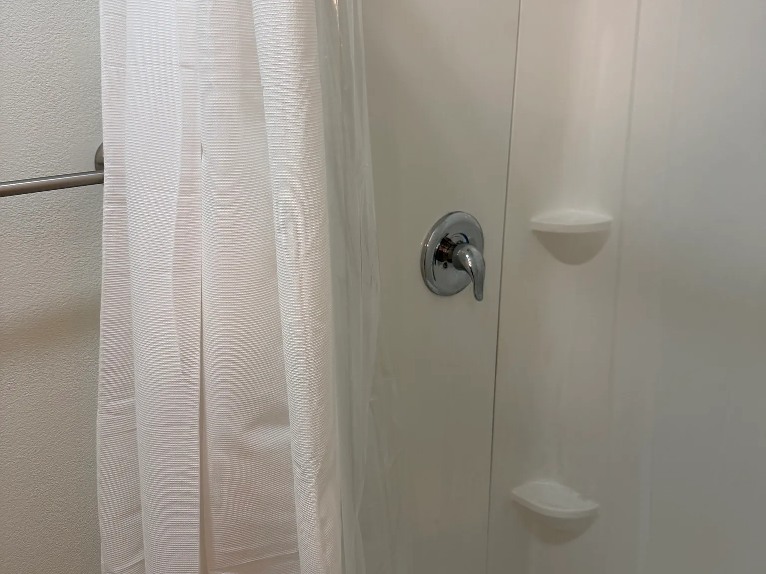 2 bed, 900 sqft, $2,950 — Photo 4