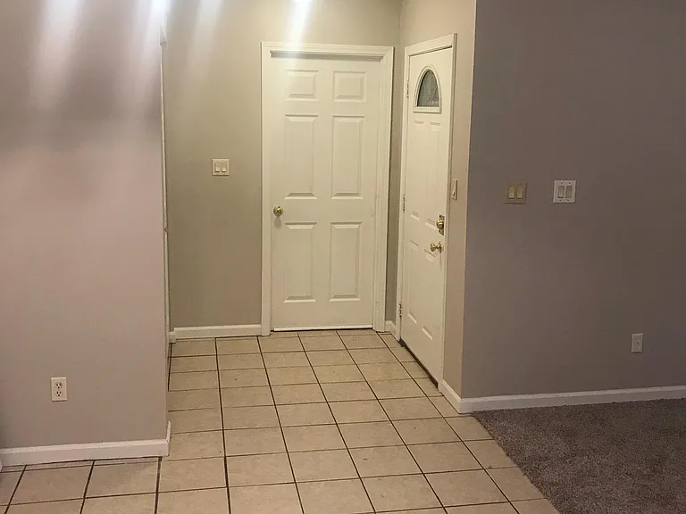 3056 Dowden Dr — Photo 8