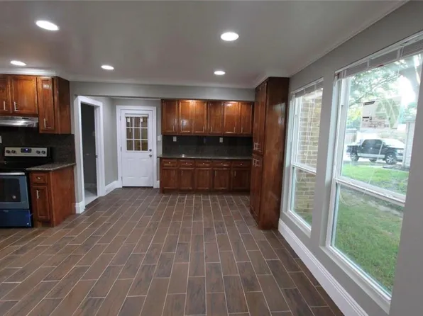 4342 Regency Villa Dr, Houston, TX 77084