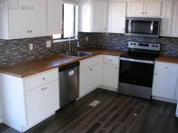 5th image of 2315 Newcastle Dr