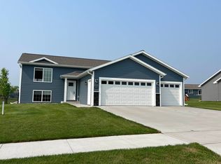 2265 Mayek Dr, Waupaca, WI 54981