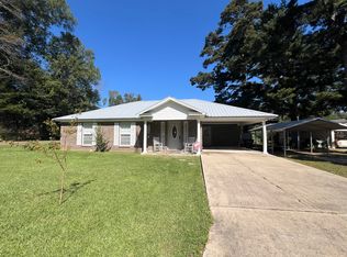 1401 Williams St, Columbia, MS 39429