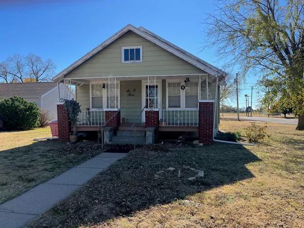 603 E 6th St, La Crosse, KS 67548