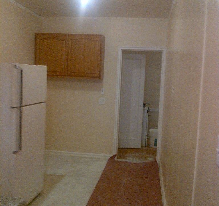 2nd image of 2105 Albemarle Ter