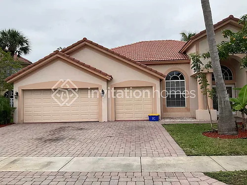 6469 Bay Island Ct Photo 1