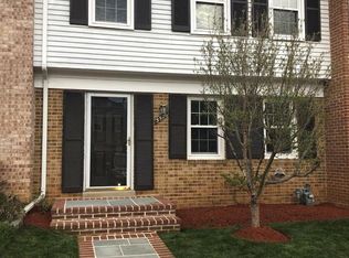 5526 Kendrick Ln, Burke, VA 22015