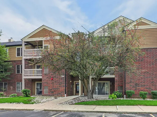 206 Glengarry Dr APT 208, Bloomingdale, IL 60108