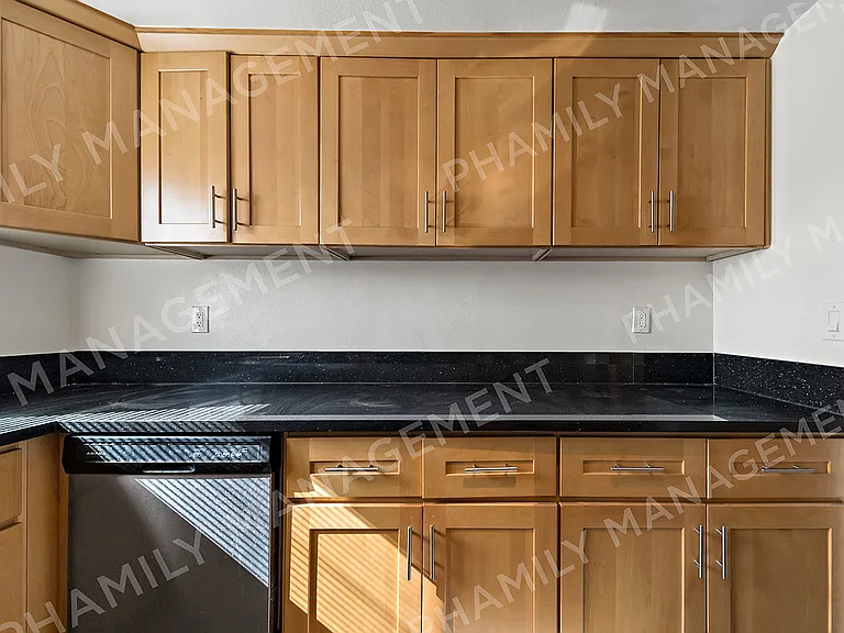 6414 York Blvd #D — Photo 7